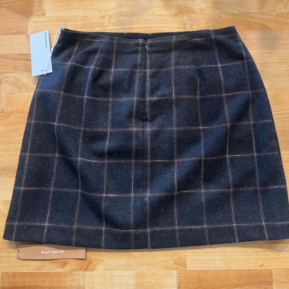 NWT Reformation Janis Skirt Charcoal Check - Size 4 - Picture 5 of 8